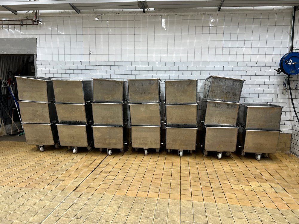 Used 200 liters Meat Buggies